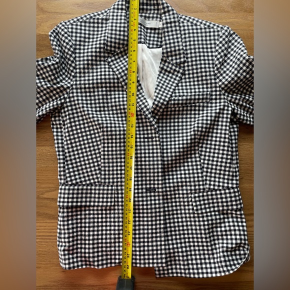 Versatile Blazer by Exclusivite Simons - Picture 8 of 13